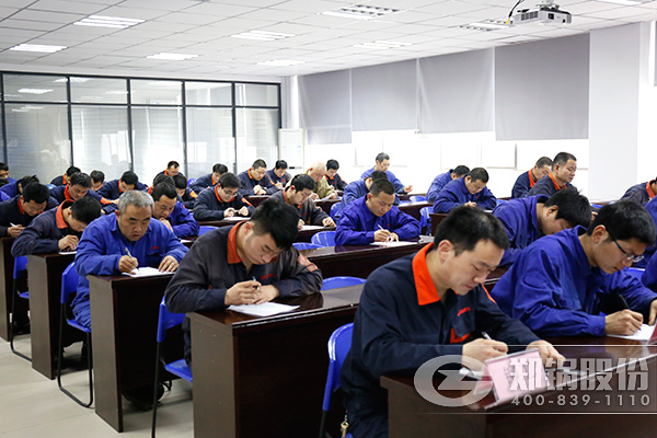 鄭鍋股(gu)份鉚銲工比(bi)武