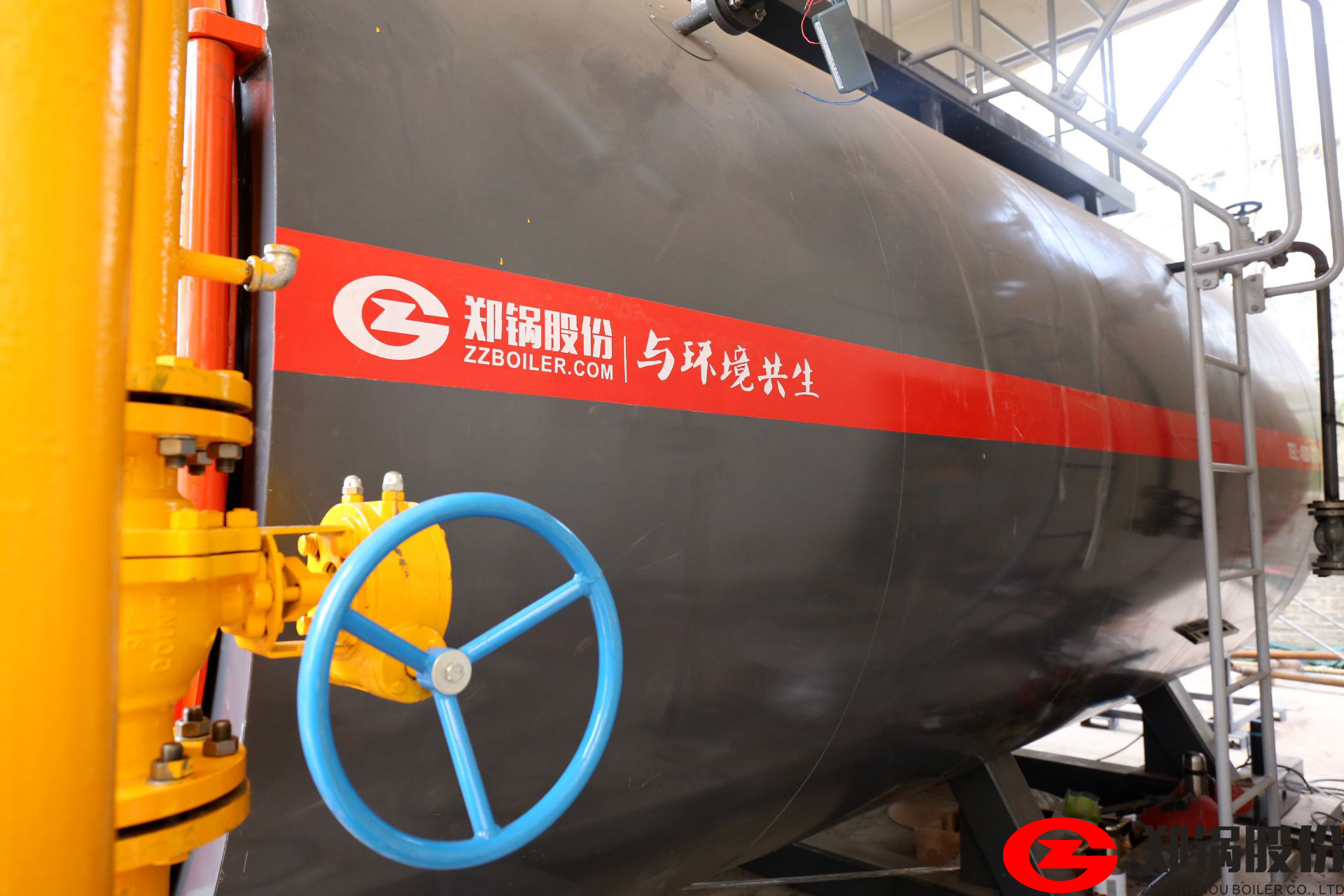 鄭(zheng)州萬(wan)通藥(yao)業(yè)(ye)4蒸噸/小時WNS低(di)氮燃(ran)氣鍋(guo)鑪項目(mu)